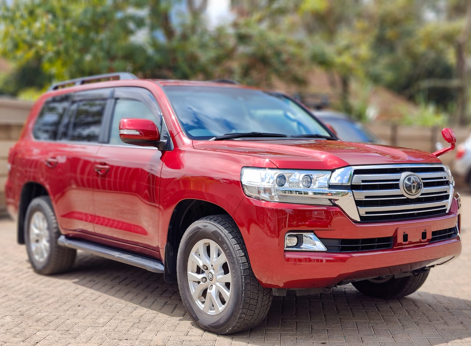 Toyota Landcruiser V8 Wine Universal Motors LTD